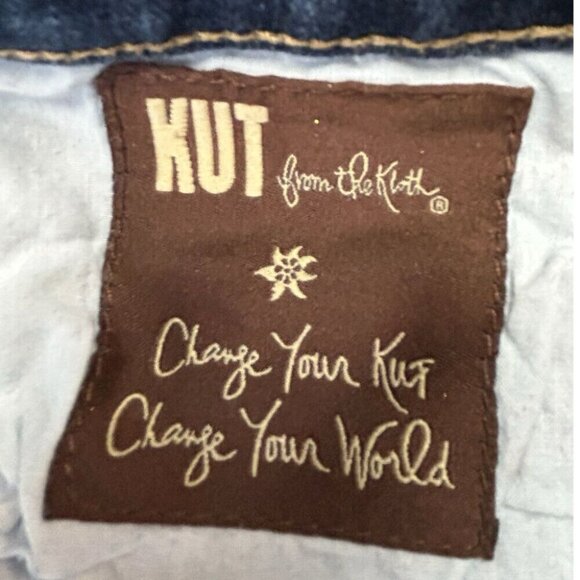 Kut from the Kloth Gidget Frey Short Cut-Off denim shorts - Picture 4 of 5